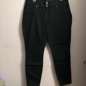 Dark blue torrid skinny jeans (size 16 short)